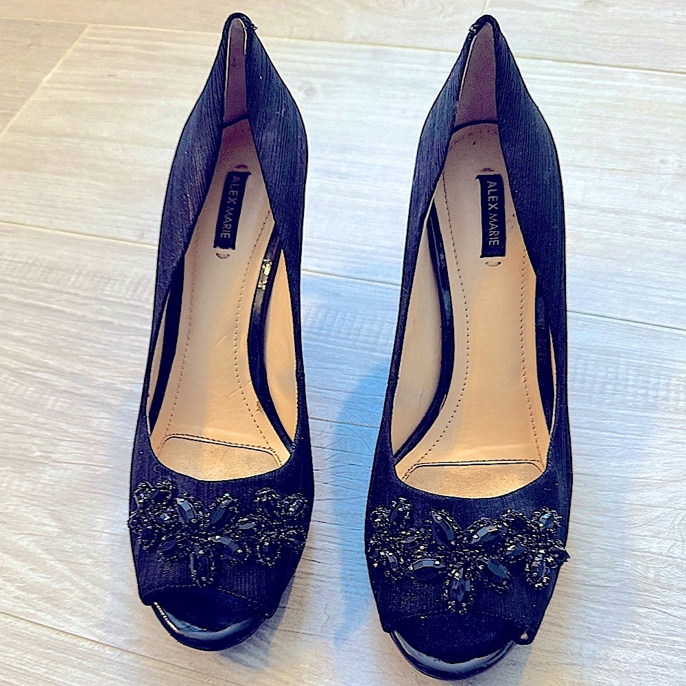 ALEX MARIE Black Heels.  SIZE 7.5